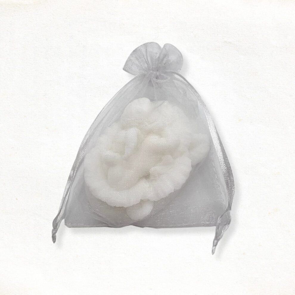 3D engel zeepje in een wit organza zakje