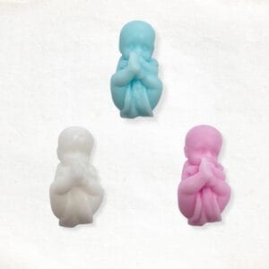 Baby met luier zeepje in wit roze en blauw