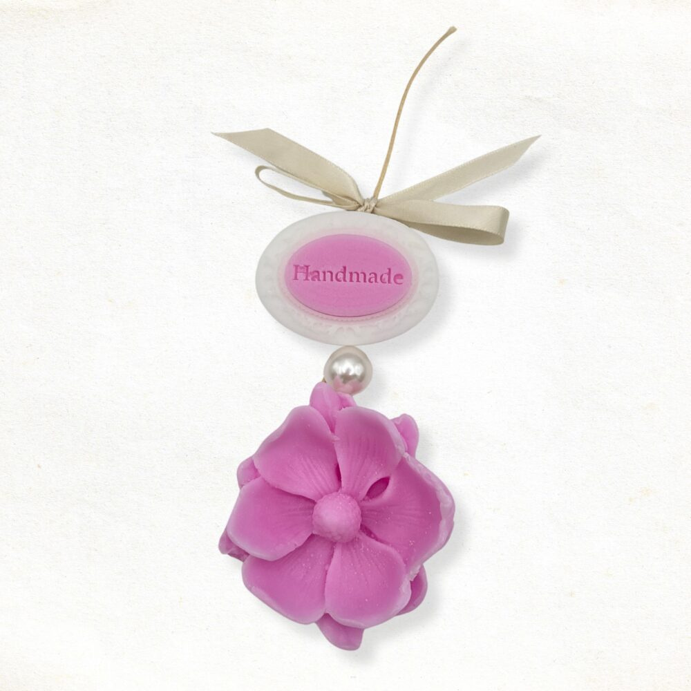 Magnolia handmade zeephanger in roze