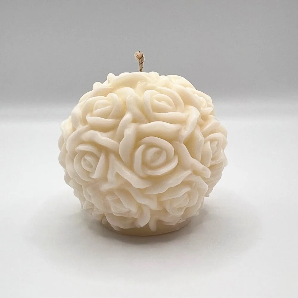 Kleine rozenbol kaars