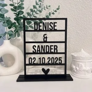 Gepersonaliseerd 3D trouw naambordje