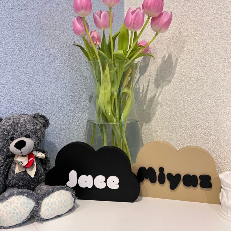 3D Naambordje Wolk in het zwart en beige